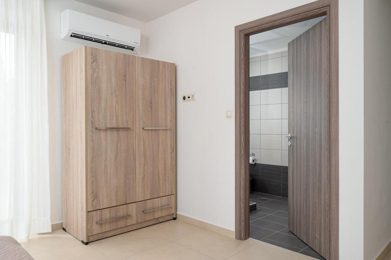 Orelia Cretan Deluxe Apartments Kamilari Luaran gambar