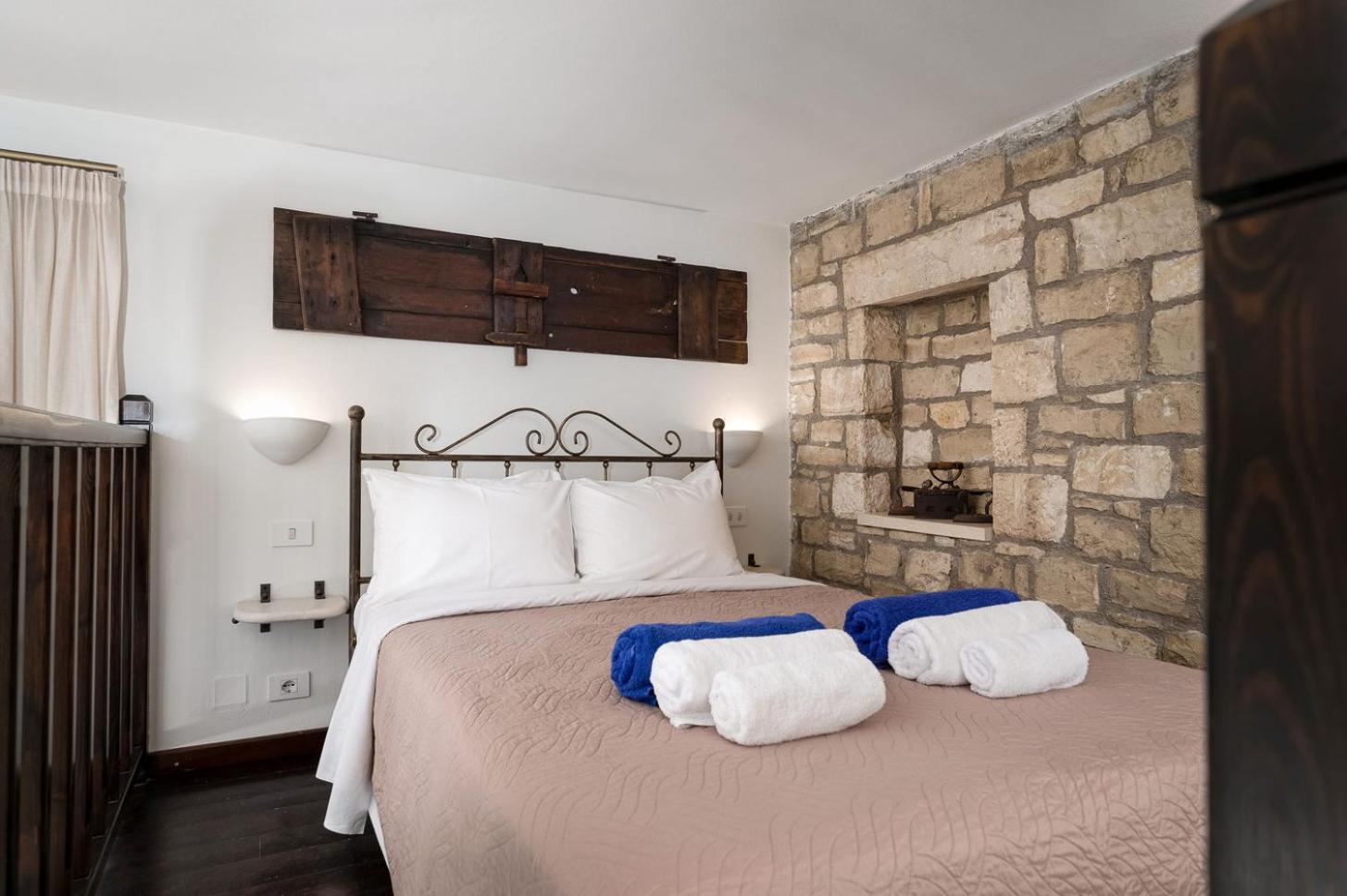 Orelia Cretan Deluxe Apartments Kamilari Luaran gambar
