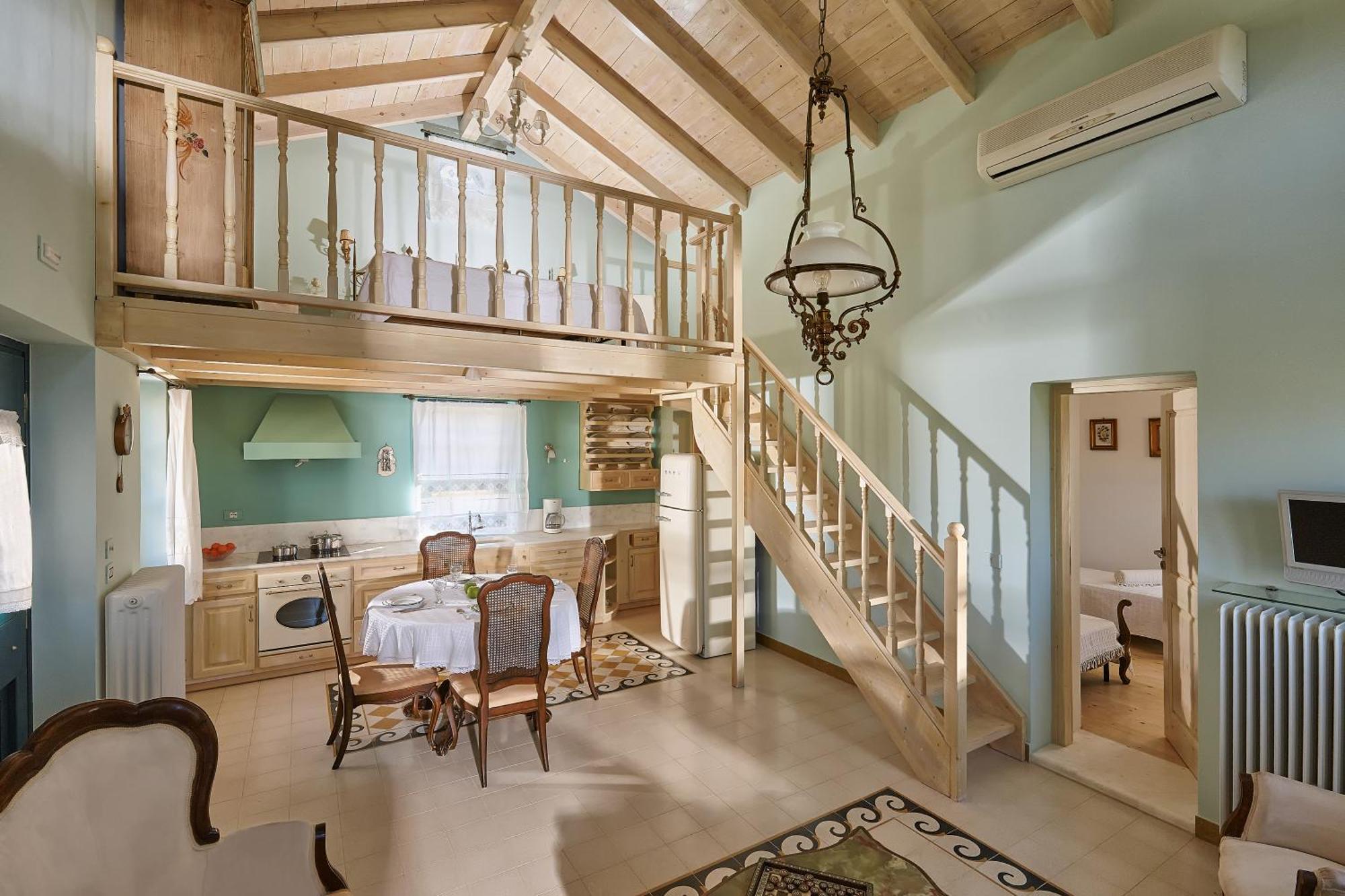 Orelia Cretan Deluxe Apartments Kamilari Luaran gambar