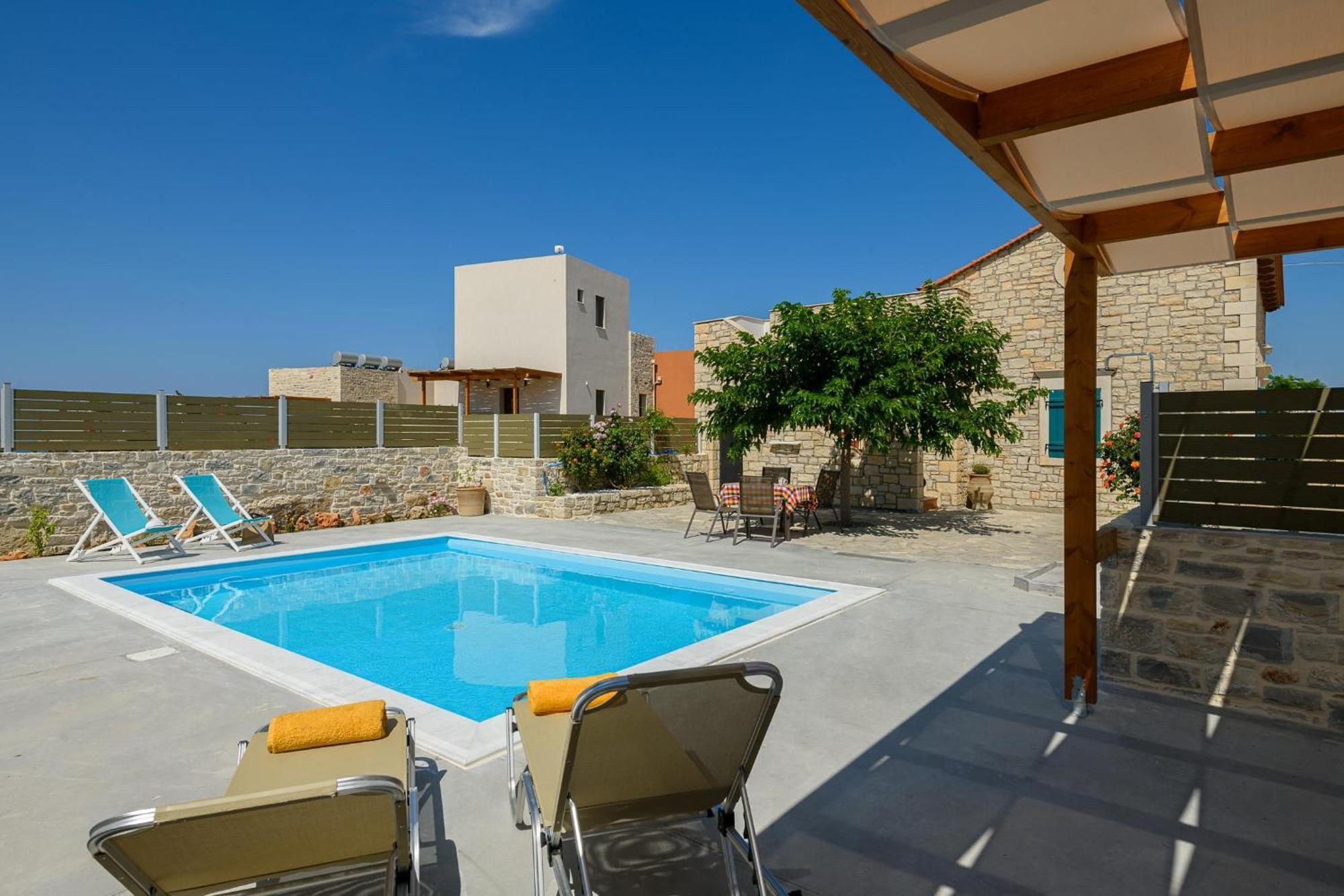 Orelia Cretan Deluxe Apartments Kamilari Luaran gambar