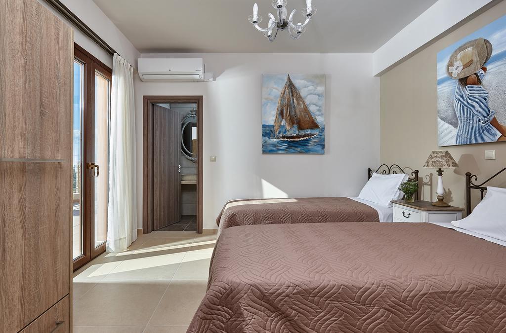 Orelia Cretan Deluxe Apartments Kamilari Luaran gambar