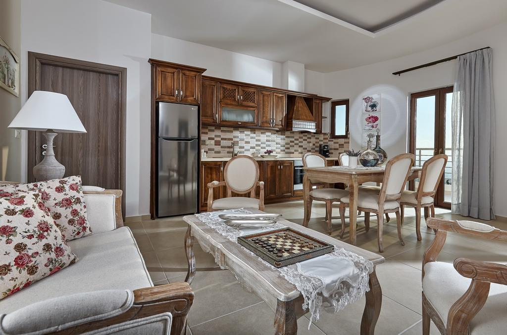 Orelia Cretan Deluxe Apartments Kamilari Luaran gambar