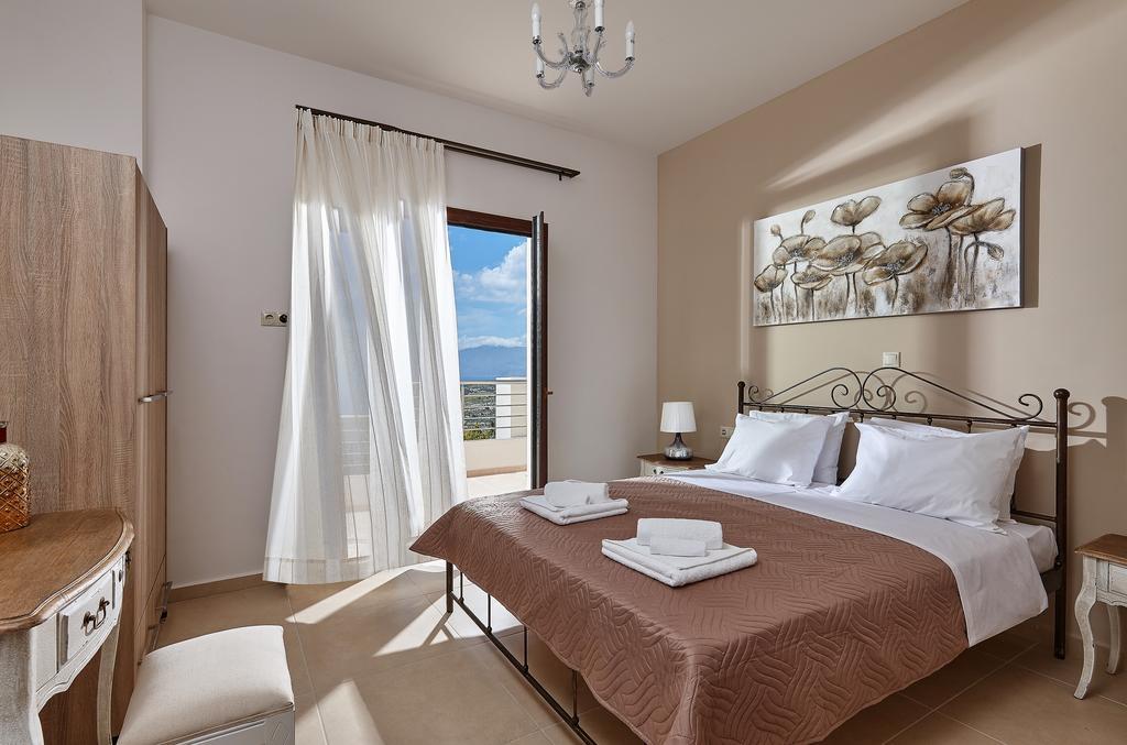 Orelia Cretan Deluxe Apartments Kamilari Luaran gambar