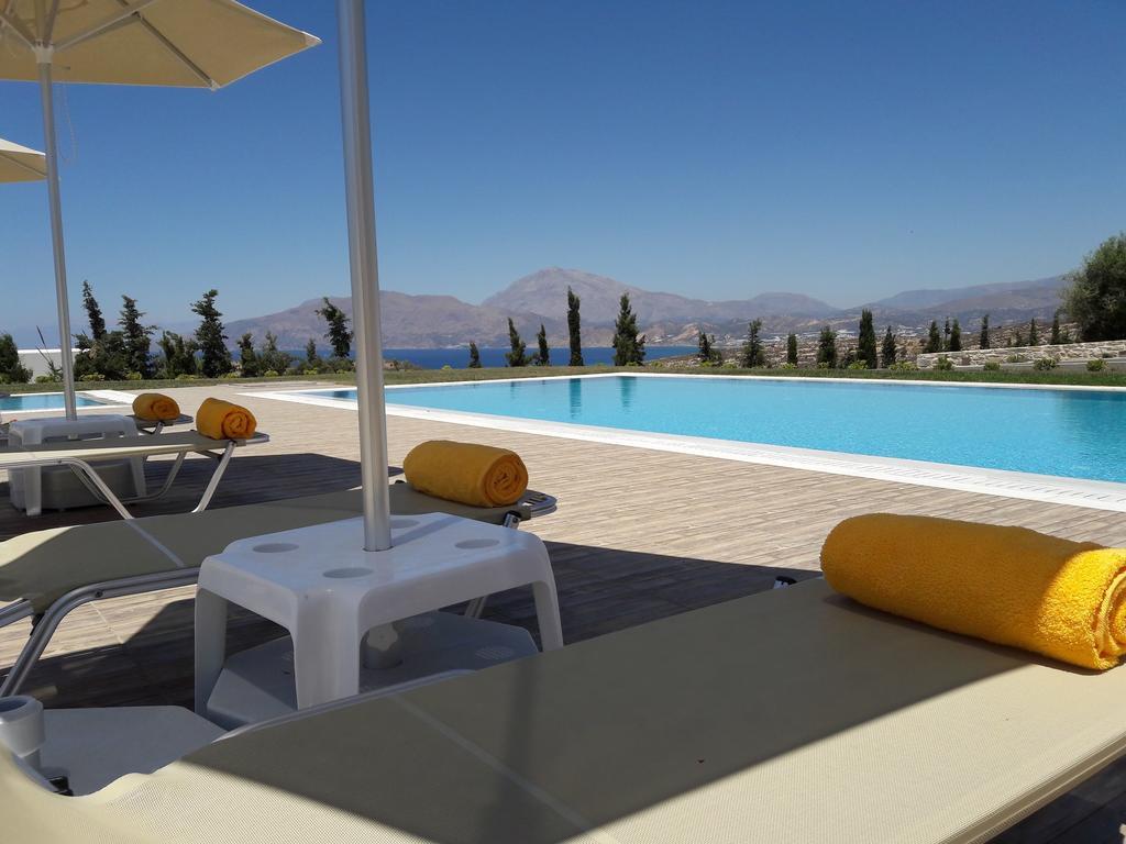 Orelia Cretan Deluxe Apartments Kamilari Luaran gambar